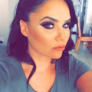 Meet your Posher, Arzu